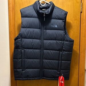 The North Face Men's Dark Blue Puffer Vest